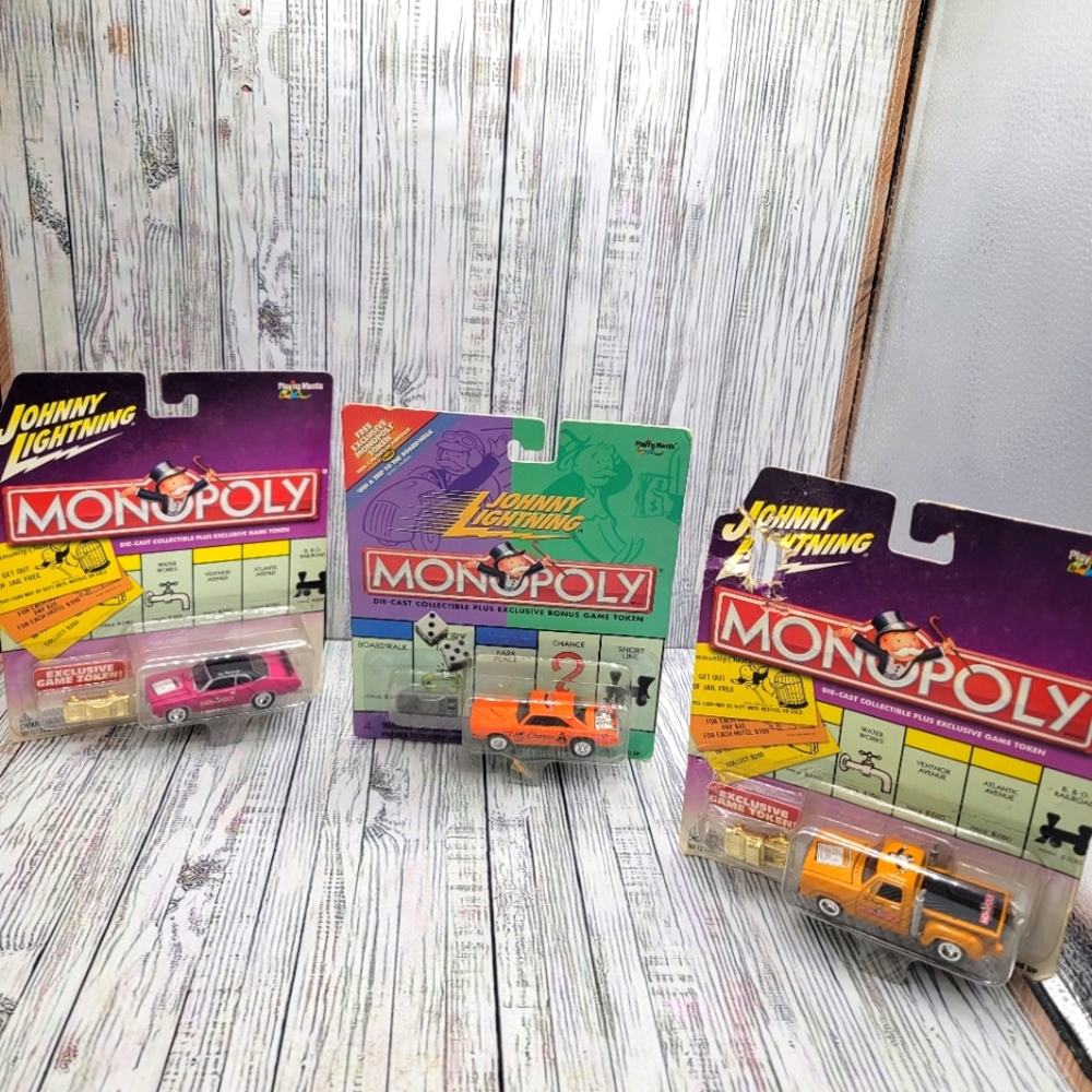 Johnny Lightning monopoly cars-lot of 3